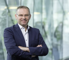 Der Vorsitzende des Ausschusses für Landwirtschaft und ländliche Entwicklung im Europaparlament, Norbert Lins