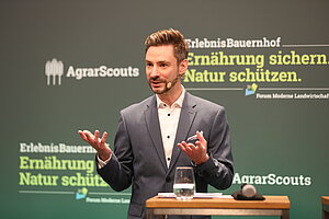 Dr. Tobias Brügmann, Moderation