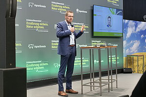 Grüßwort von Dr. Momme Matthiesen